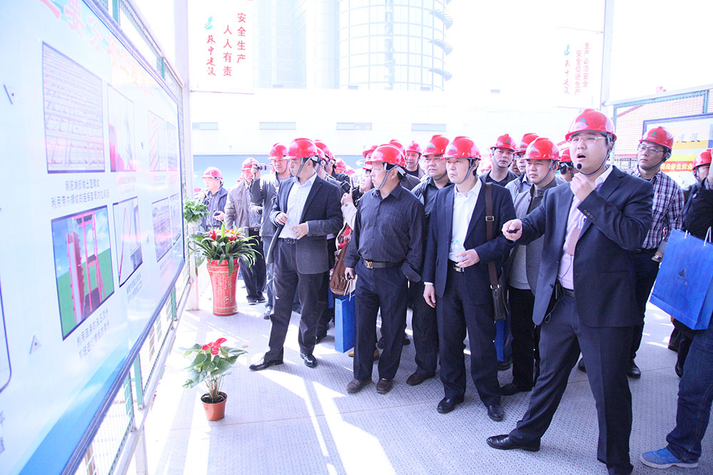 全省建筑业企业优秀建造师 表彰暨项目管理现场观摩会在江阴召开